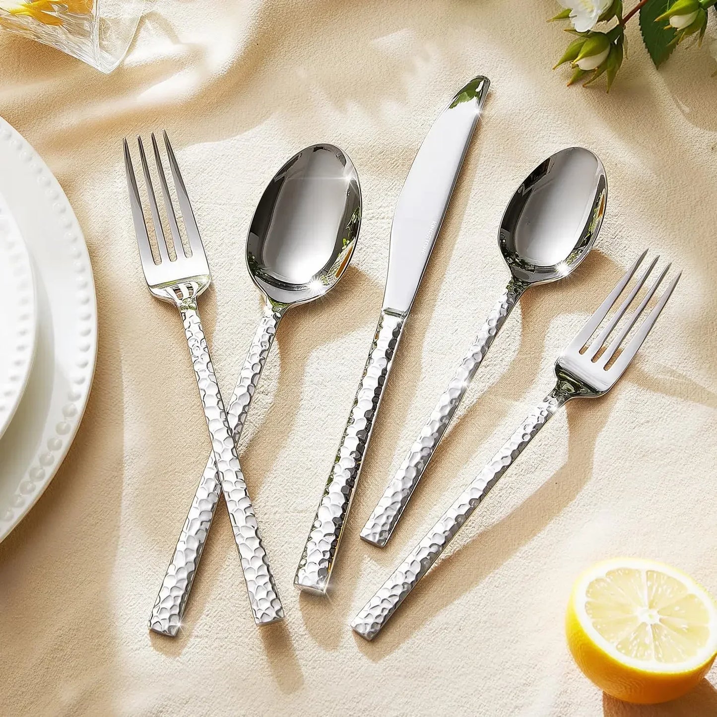 KINGSTONE 40 Piece Hammered Silverware Set