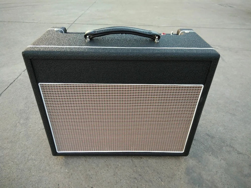 15W Black Tube Electric Guitar Amp - Professional Valve Amplifier for Stage Performance & Home Practice