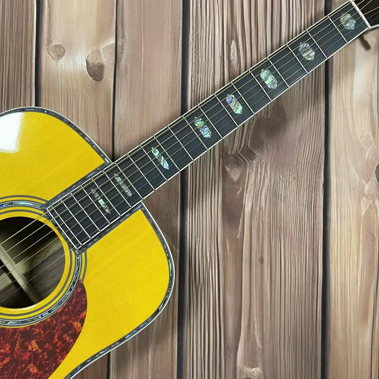D Series Solid Wood Spruce Top